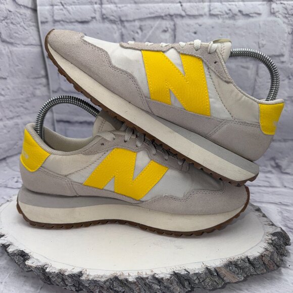New Balance 237 Suede Sneakers Women’s 7.5 B Sea Salt Egg Yolk WS237QE - Picture 8 of 11
